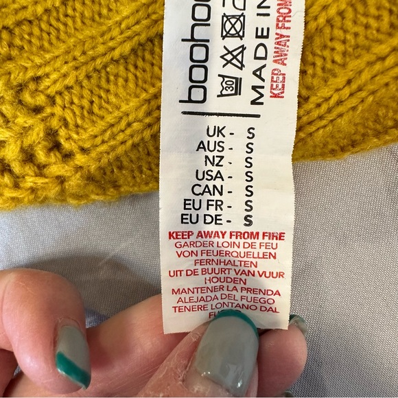 Boohoo (M) Chunky Cropped Sweater Lgr Neck Fall Golden Yellow Size Small - Picture 11 of 16